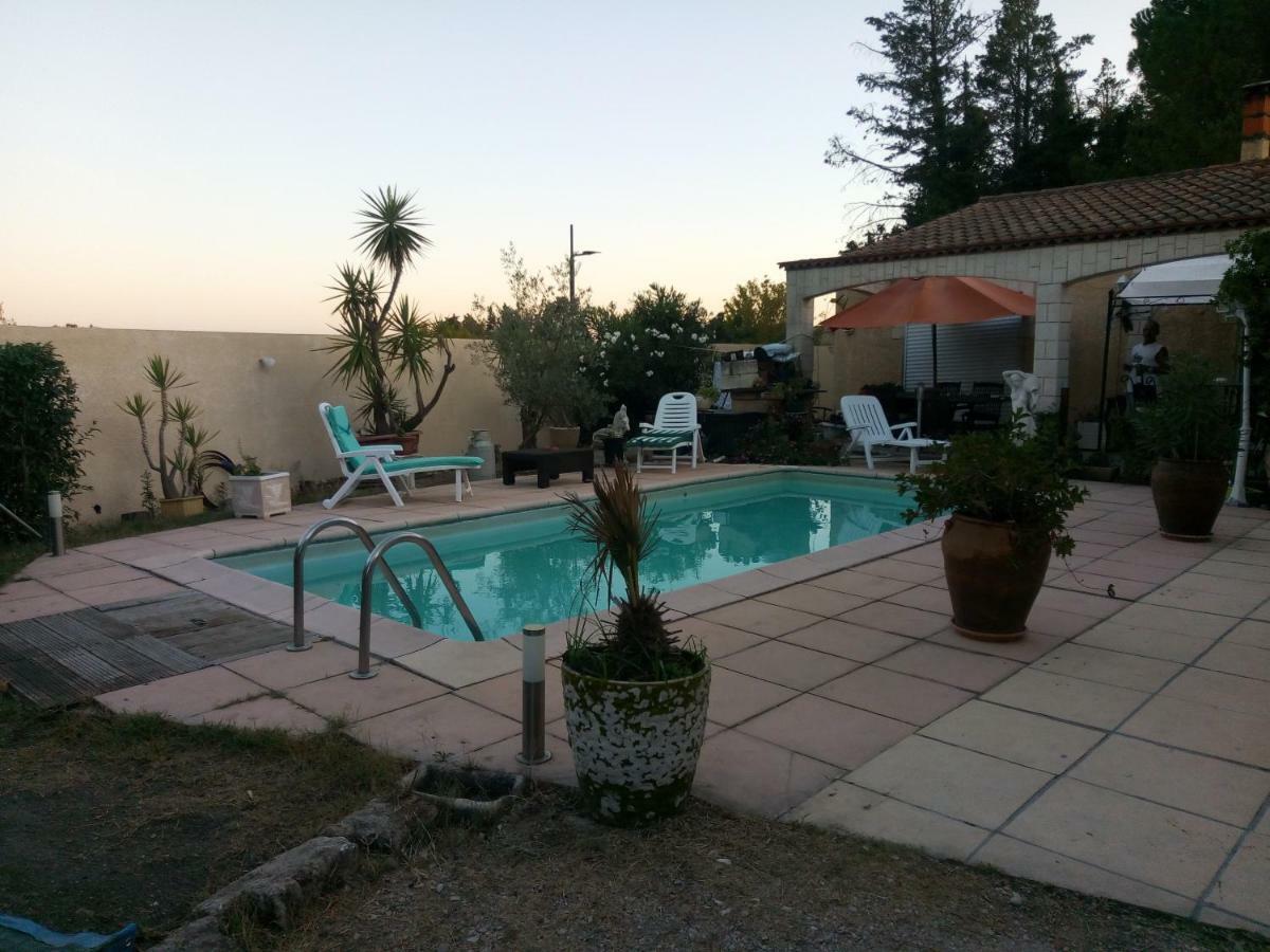 Appartamento Chez Mamiyo Gallargues-le-Montueux Esterno foto
